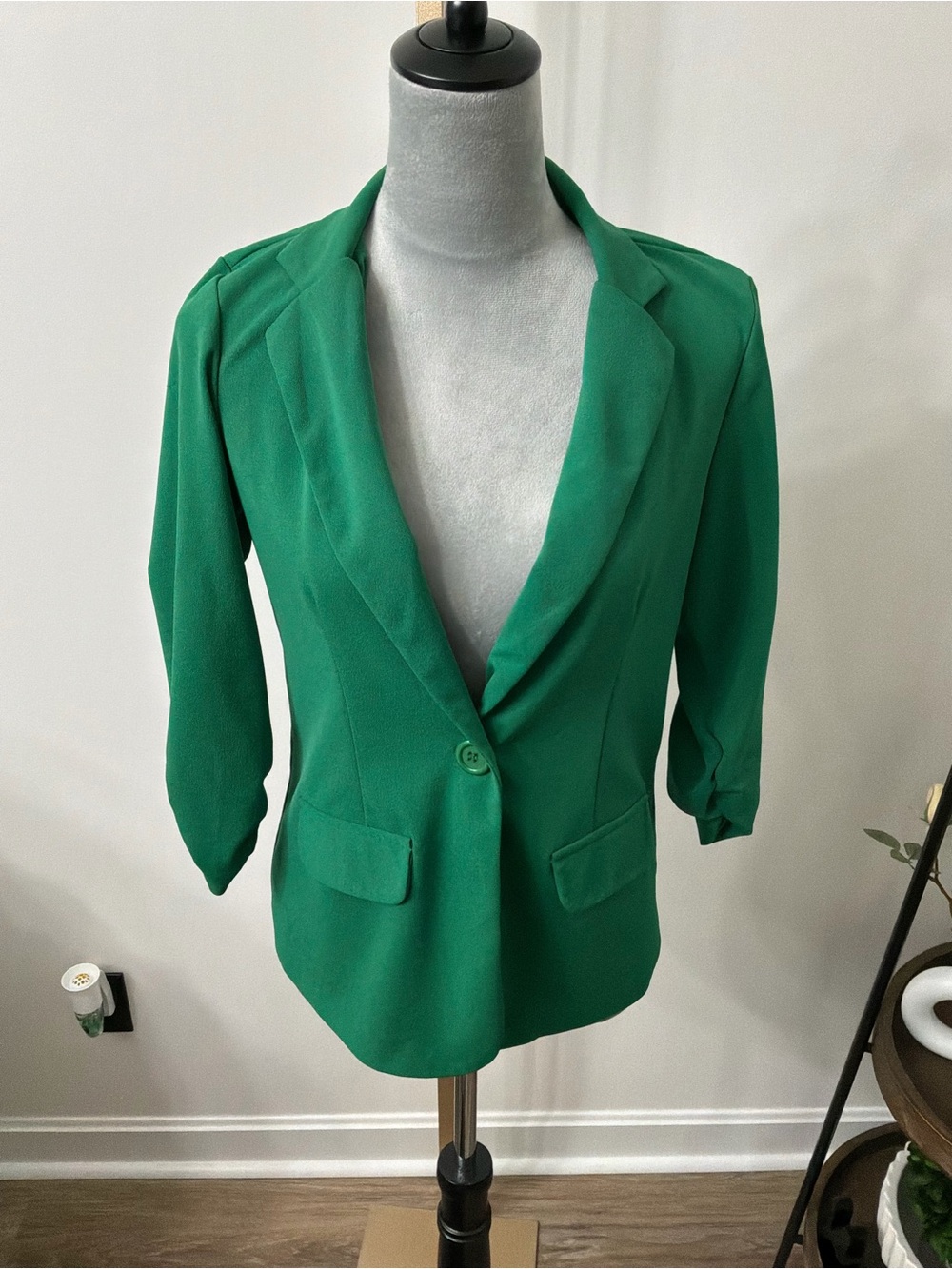 Courtenay Emerald Green Single-Button Blazer